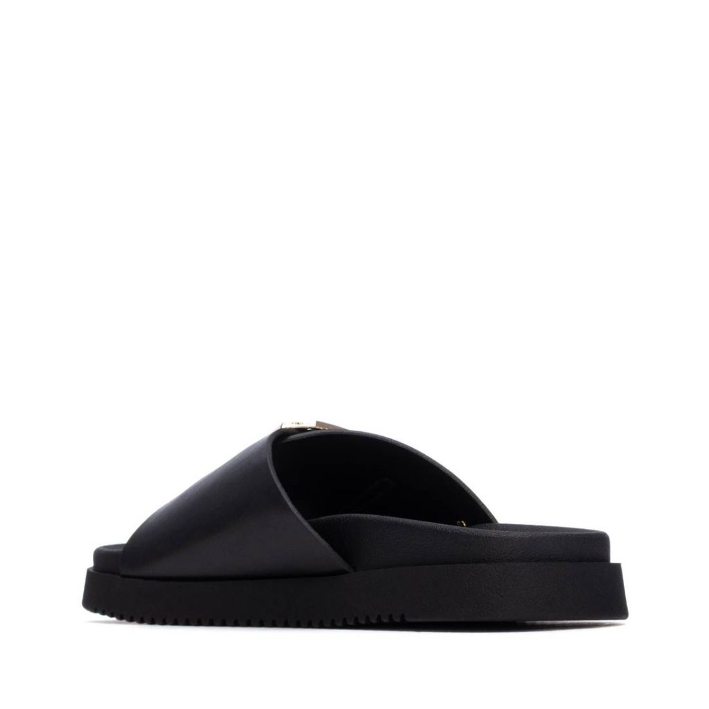 Xti+flatform+145379+%CE%BC%CE%B1%CF%8D%CF%81%CE%BF